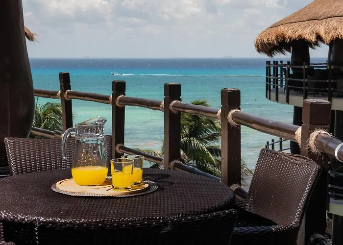 El Taj Oceanfront And Beachside Hotel Playa del Carmen