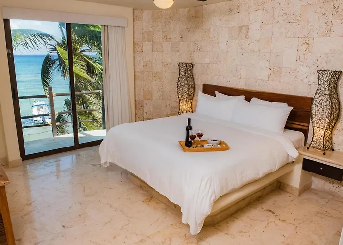 El Taj Oceanfront And Beachside 4*