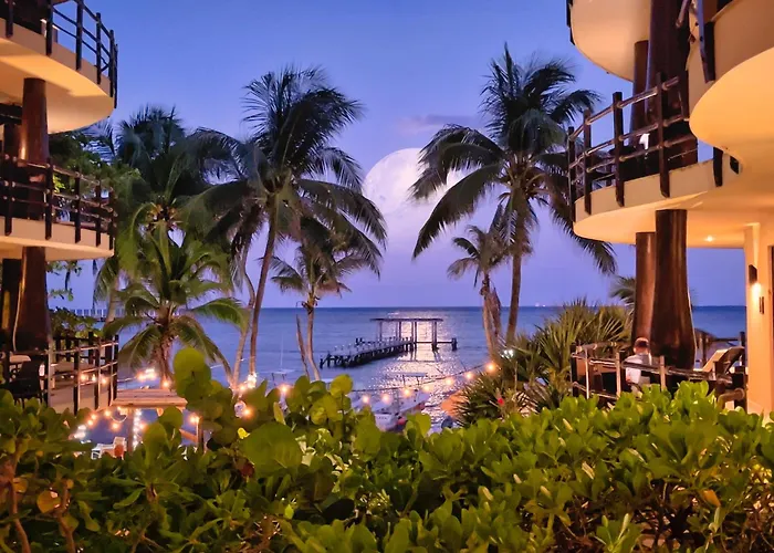 El Taj Oceanfront And Beachside Hotel