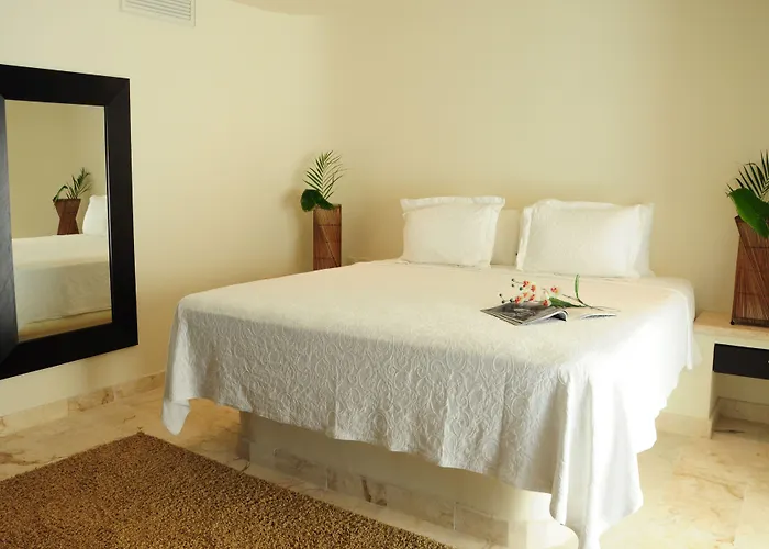 El Taj Oceanfront And Beachside Playa del Carmen