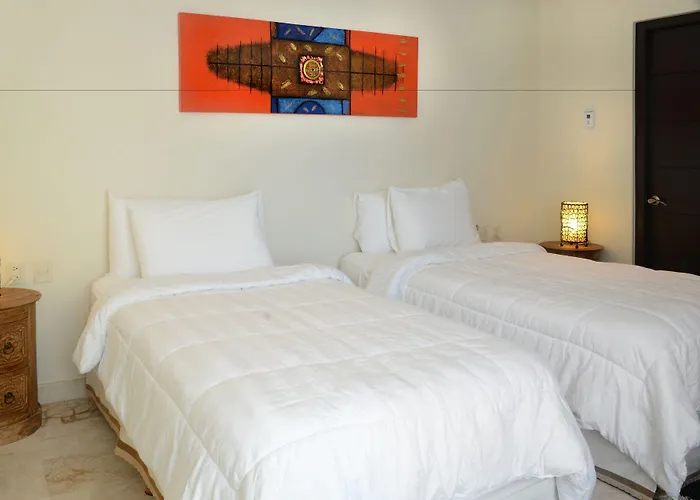 El Taj Oceanfront And Beachside 4*