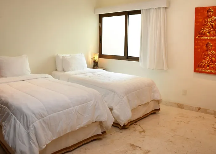 El Taj Oceanfront And Beachside Hotel