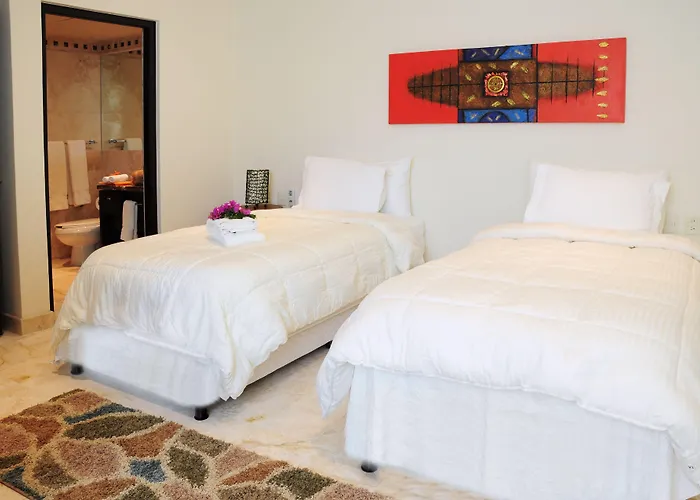 Hotel El Taj Oceanfront And Beachside Playa del Carmen