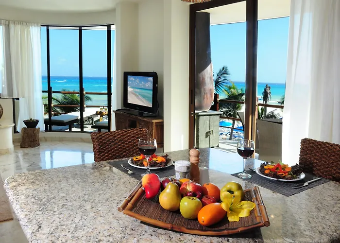 El Taj Oceanfront And Beachside Hotel