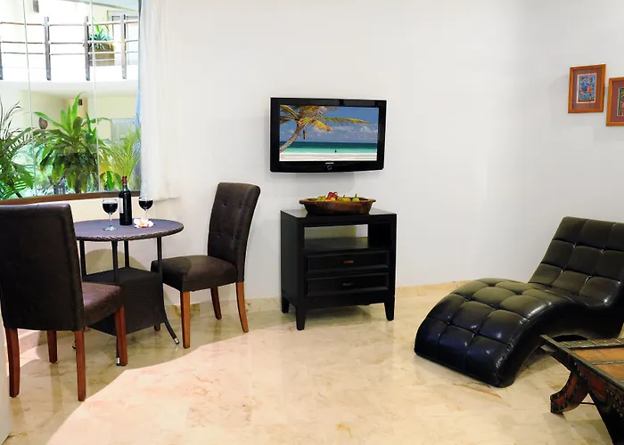 El Taj Oceanfront And Beachside 4*
