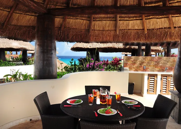 El Taj Oceanfront And Beachside Playa del Carmen