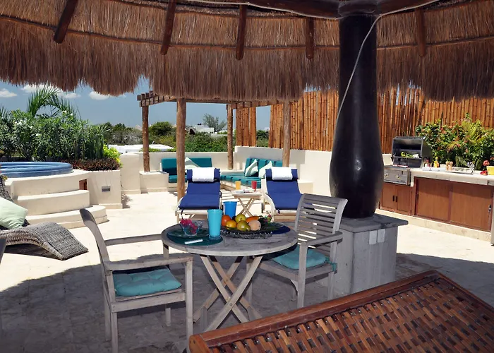 El Taj Oceanfront And Beachside Hotel 4*