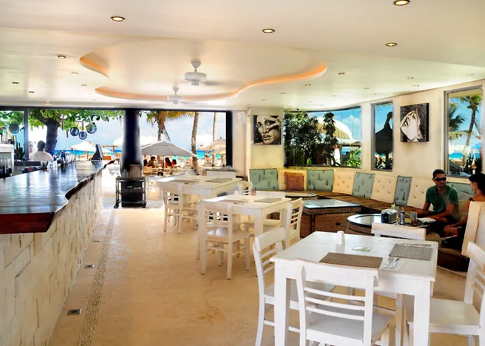 El Taj Oceanfront And Beachside Hotel Playa del Carmen
